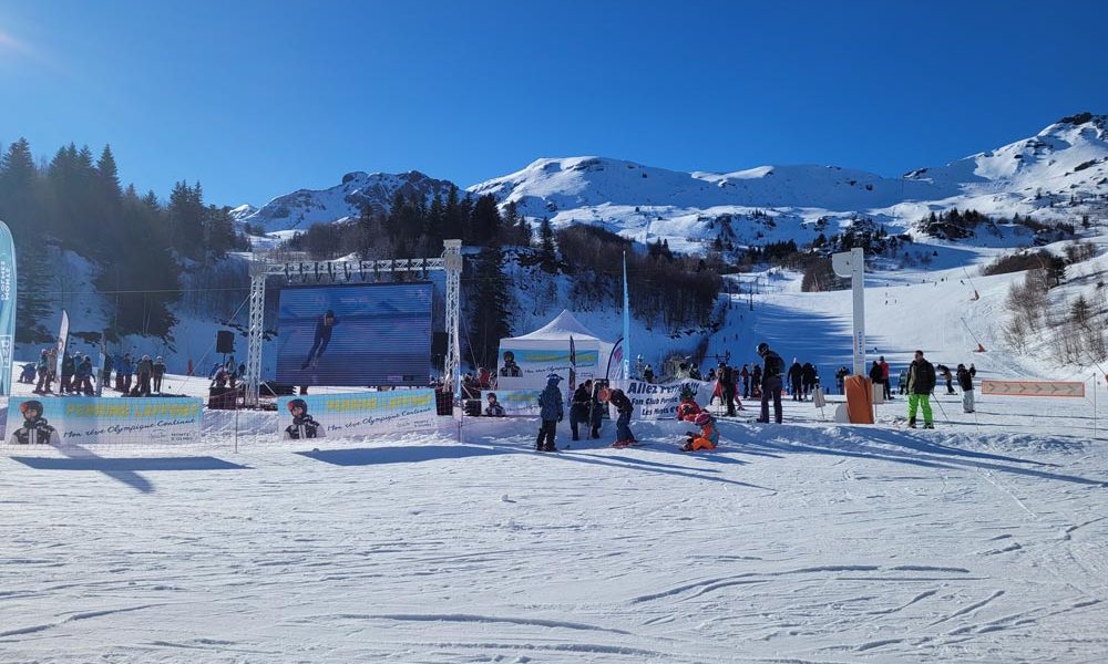 Journée ensoleillée à la station Mont d'Olmes